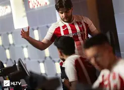 大连队在近期比赛中展现出出色表现的是