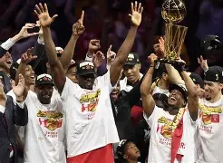 星空体育app下载-狼队客场力克猛龙,取得关键胜利是哪一年