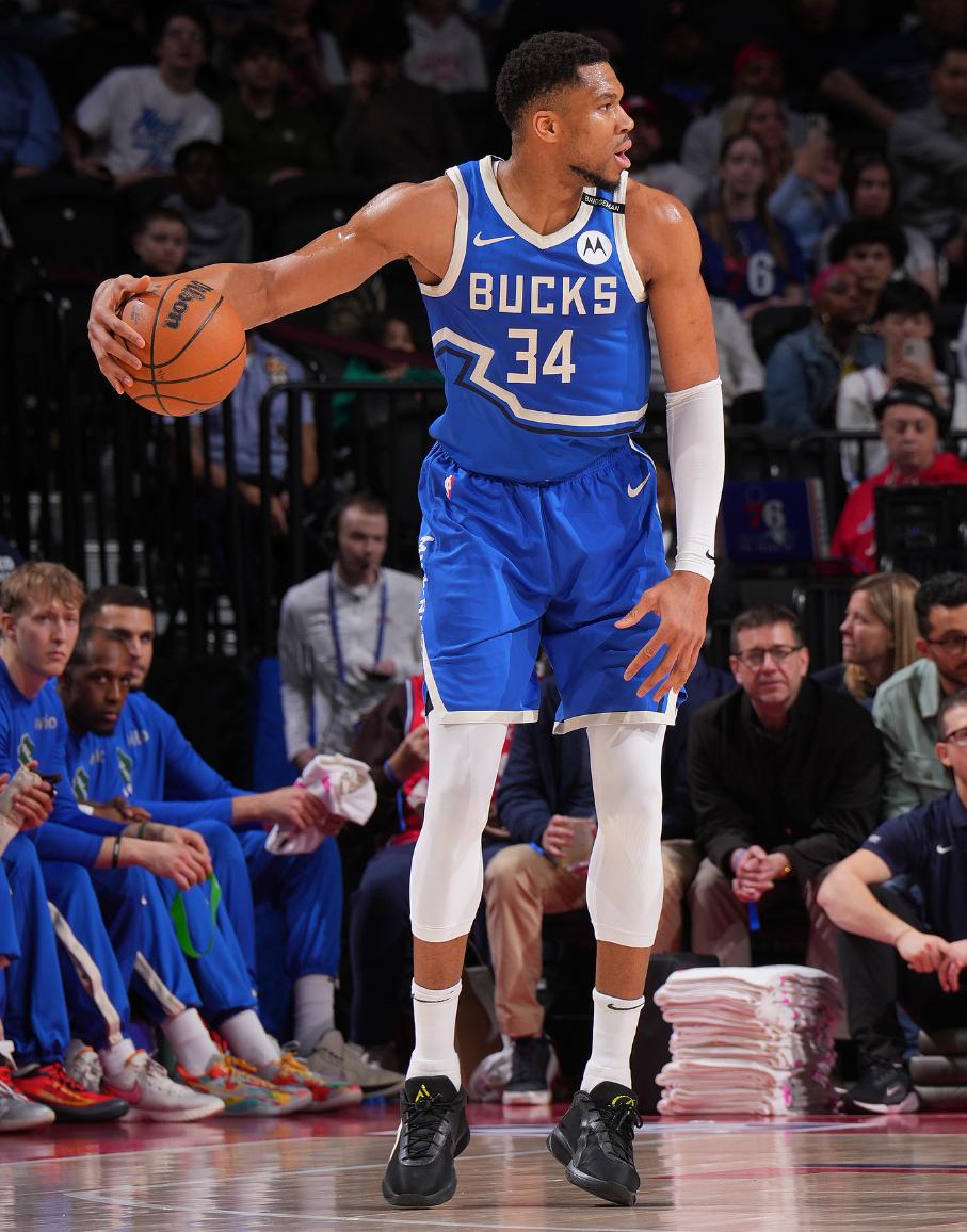 星空娱乐-西亚卡姆当选东决mvp